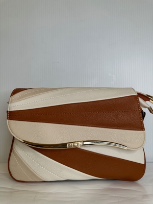 img/products/handbags/HBTO1078-BEI 900.jpg