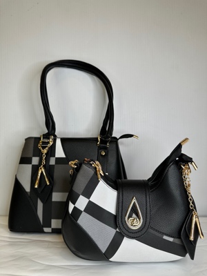 img/products/handbags/HBTO1320-BLK(A) 900.jpg