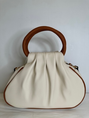 img/products/handbags/HBTO766-BEI 900.jpg