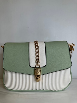 img/products/handbags/HBTO783-GRN 900.jpg